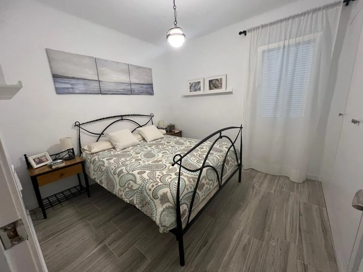 Apartamentos La Isla A Lloret de Mar Spain