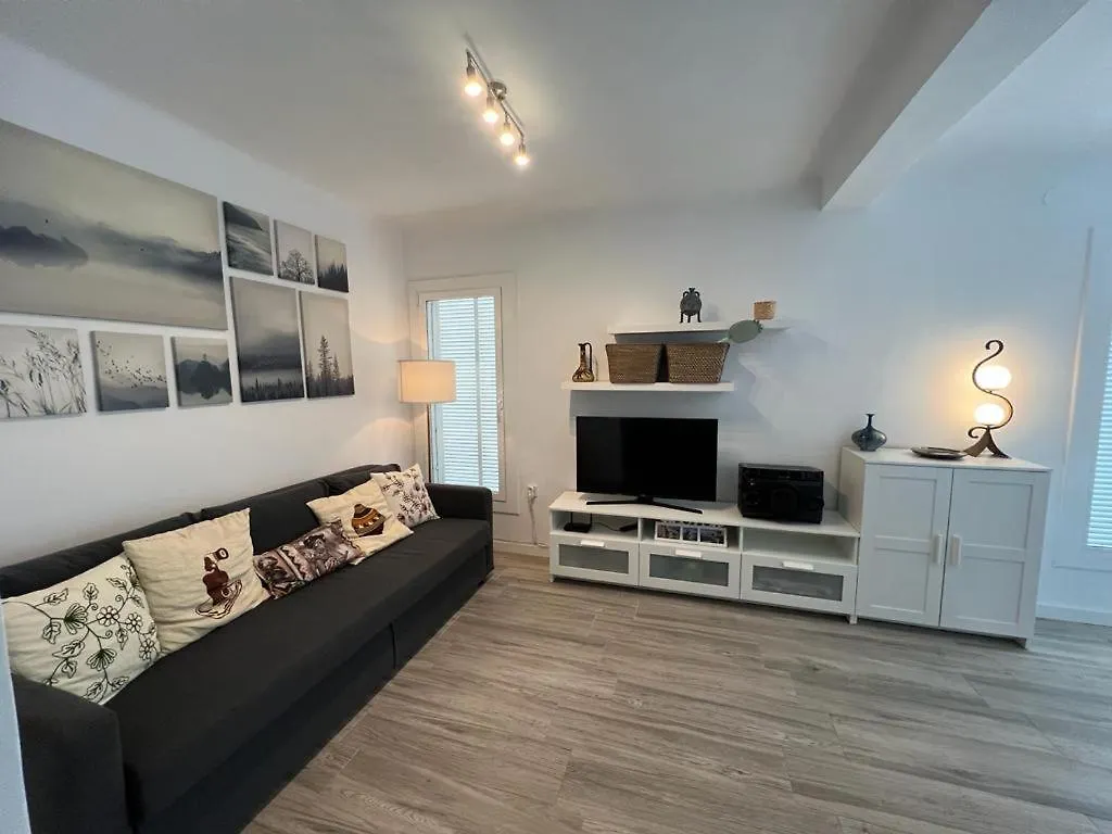 Apartamentos La Isla A Lloret de Mar 0*,
