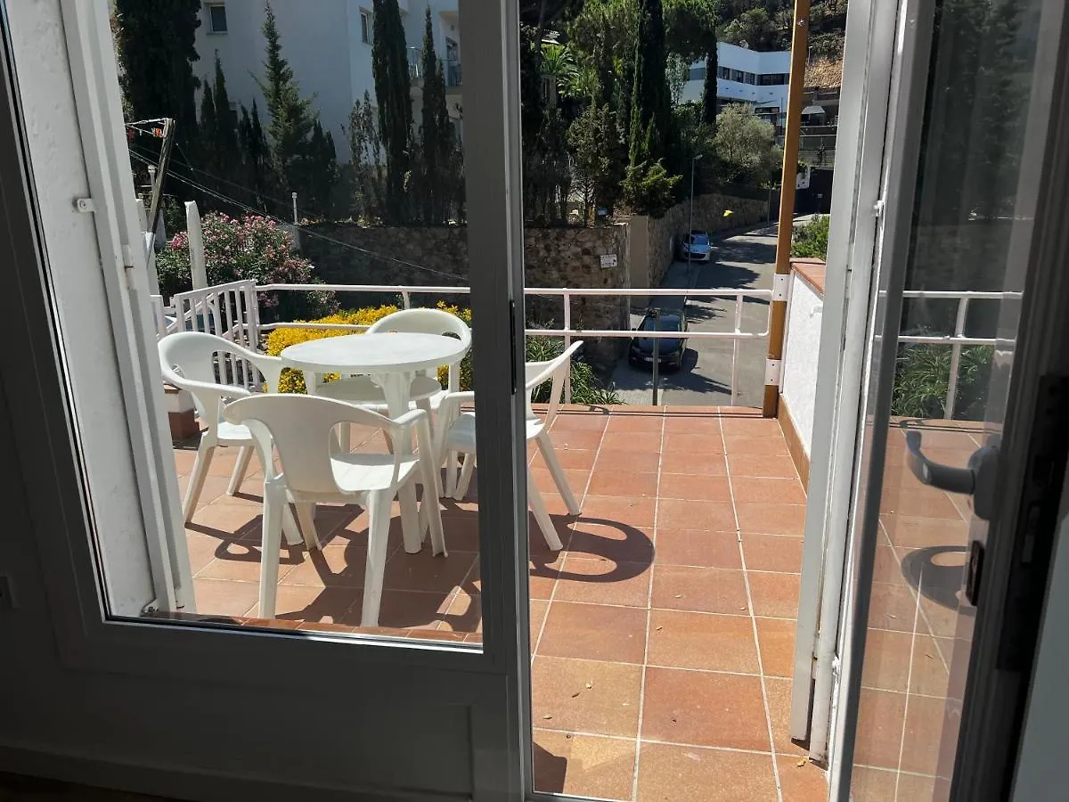 Apartment Apartamentos La Isla A Lloret de Mar Spain