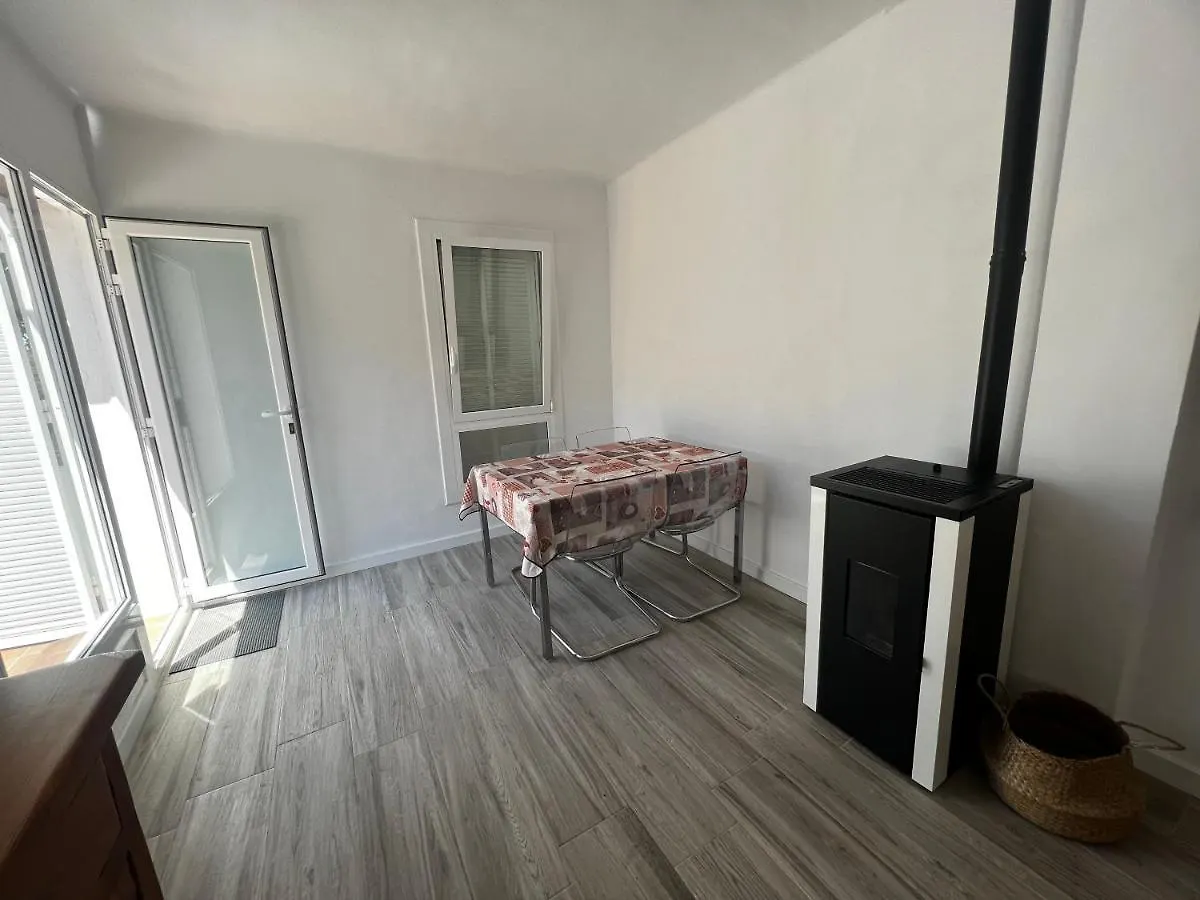 Apartamentos La Isla A Lloret de Mar